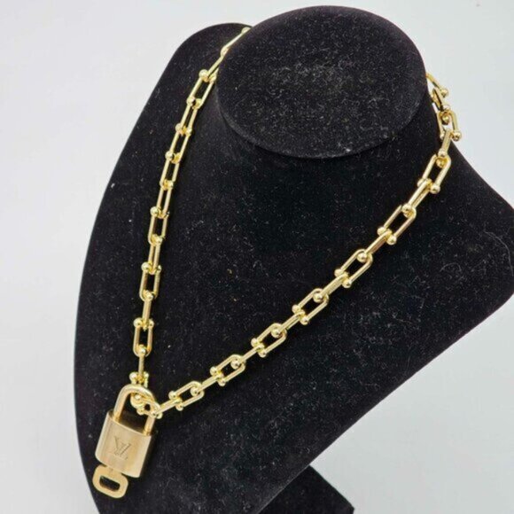 Authentic Louis Vuitton Lock & Key w/ Unbranded Gold Plated Gold Chain Necklace - Picture 2 of 11